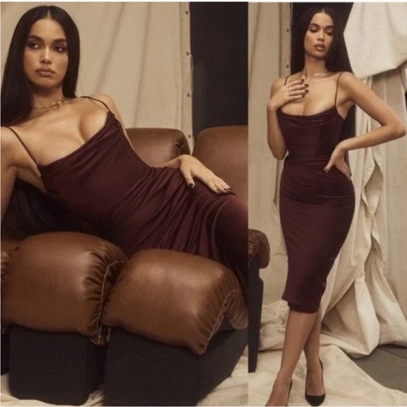 HOUSE OF CB 'Anja' Raisin Satin Corset Midi Dress NWOT - Picture 4 of 11